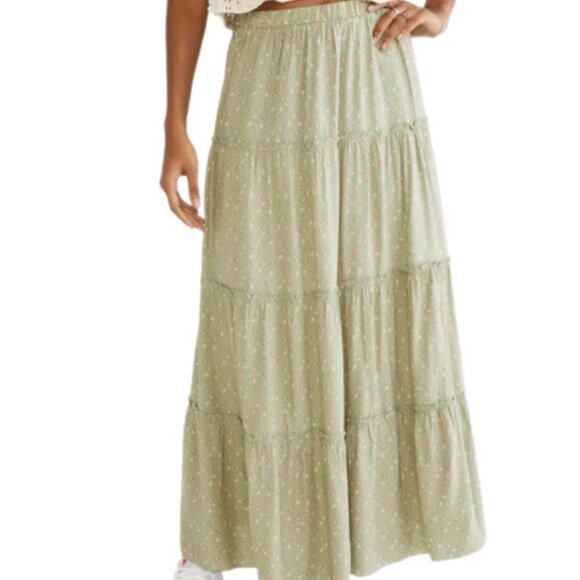 Aeropostale Dresses & Skirts - Aeropostale Boho Tiered Maxi Skirt Size M | Sage Green Floral Flowy Summer Skirt